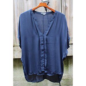 Vince - 100% Silk Oversized Dolman Top, Style V0148-10289 - Med Oversize